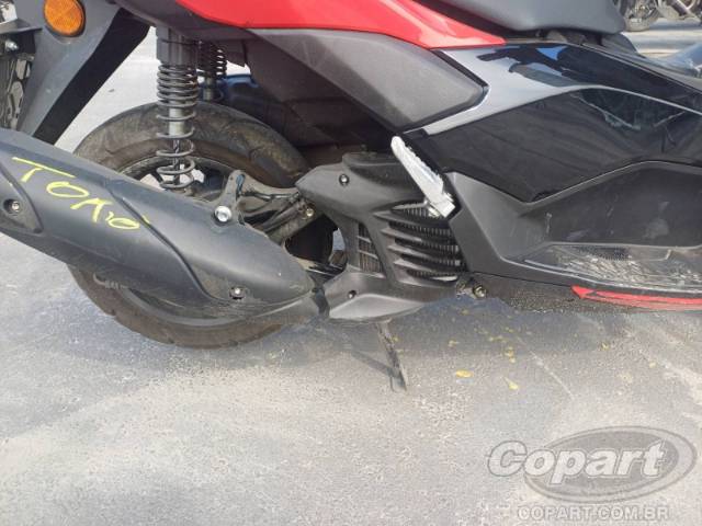 2025 YAMAHA NMAX 