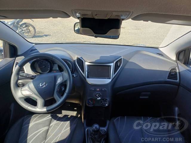 2014 HYUNDAI HB20S 