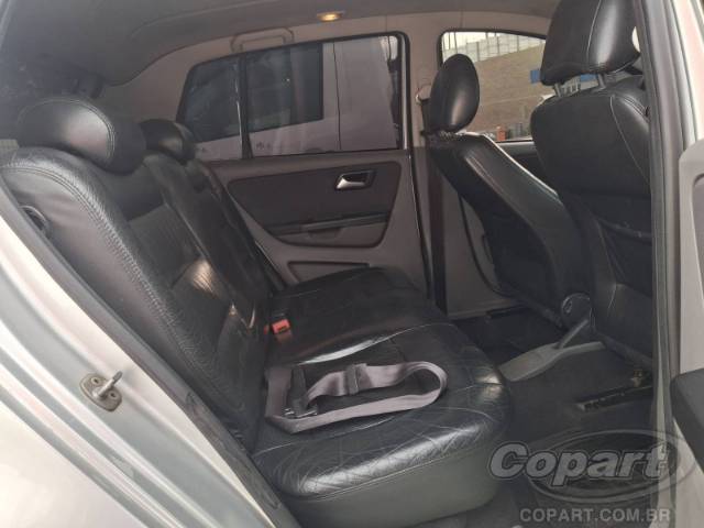 2015 VOLKSWAGEN FOX 