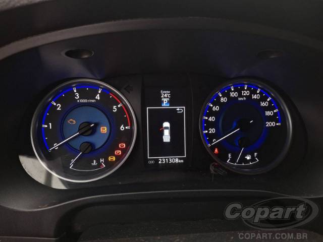 2017 TOYOTA HILUX CD 