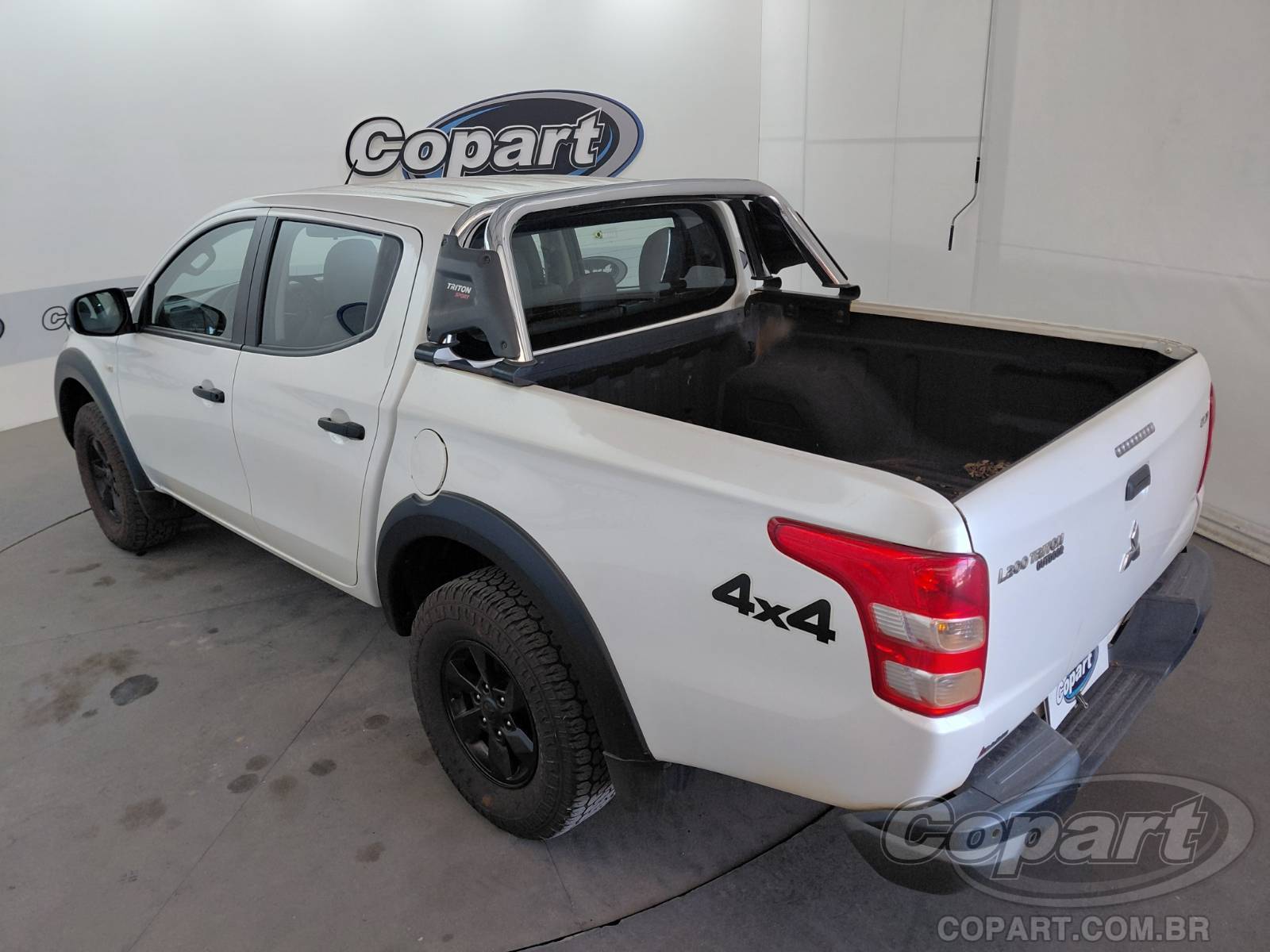 Foto 3: 2025 MITSUBISHI L200 TRITON