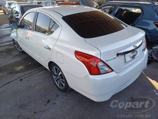 2018 NISSAN VERSA 