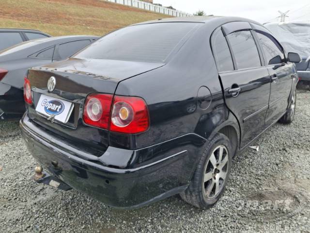 2008 VOLKSWAGEN POLO SEDAN 