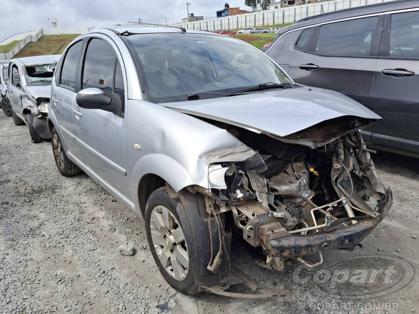 Citroen C3 GLX 1.4 2007 Colisão Média Monta