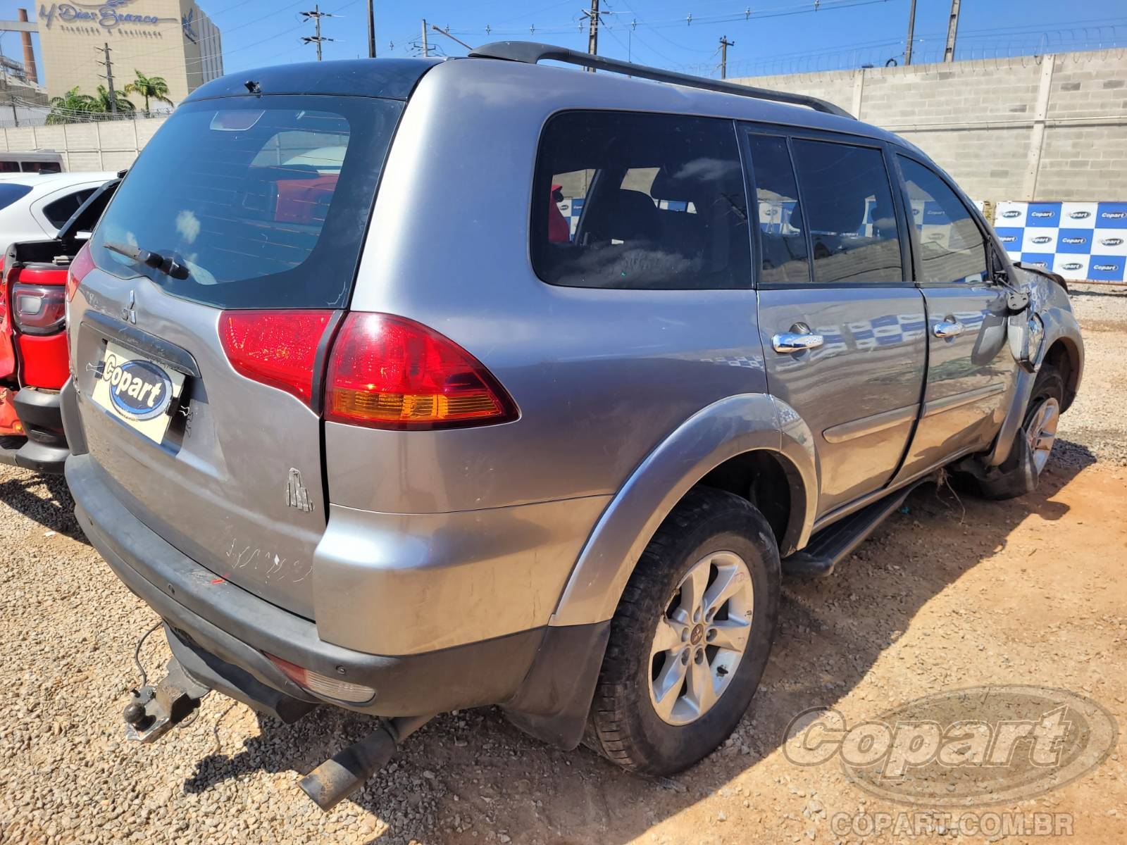 2013 MITSUBISHI PAJERO DAKAR — foto 4 de 12
