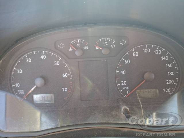 2006 VOLKSWAGEN POLO SEDAN 