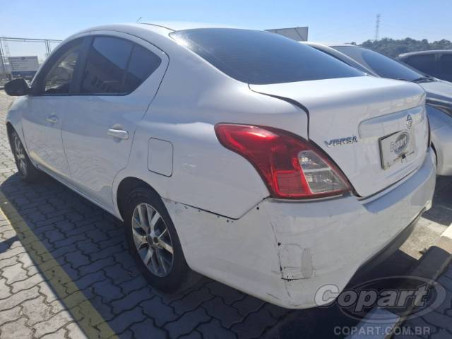 2018 NISSAN VERSA 