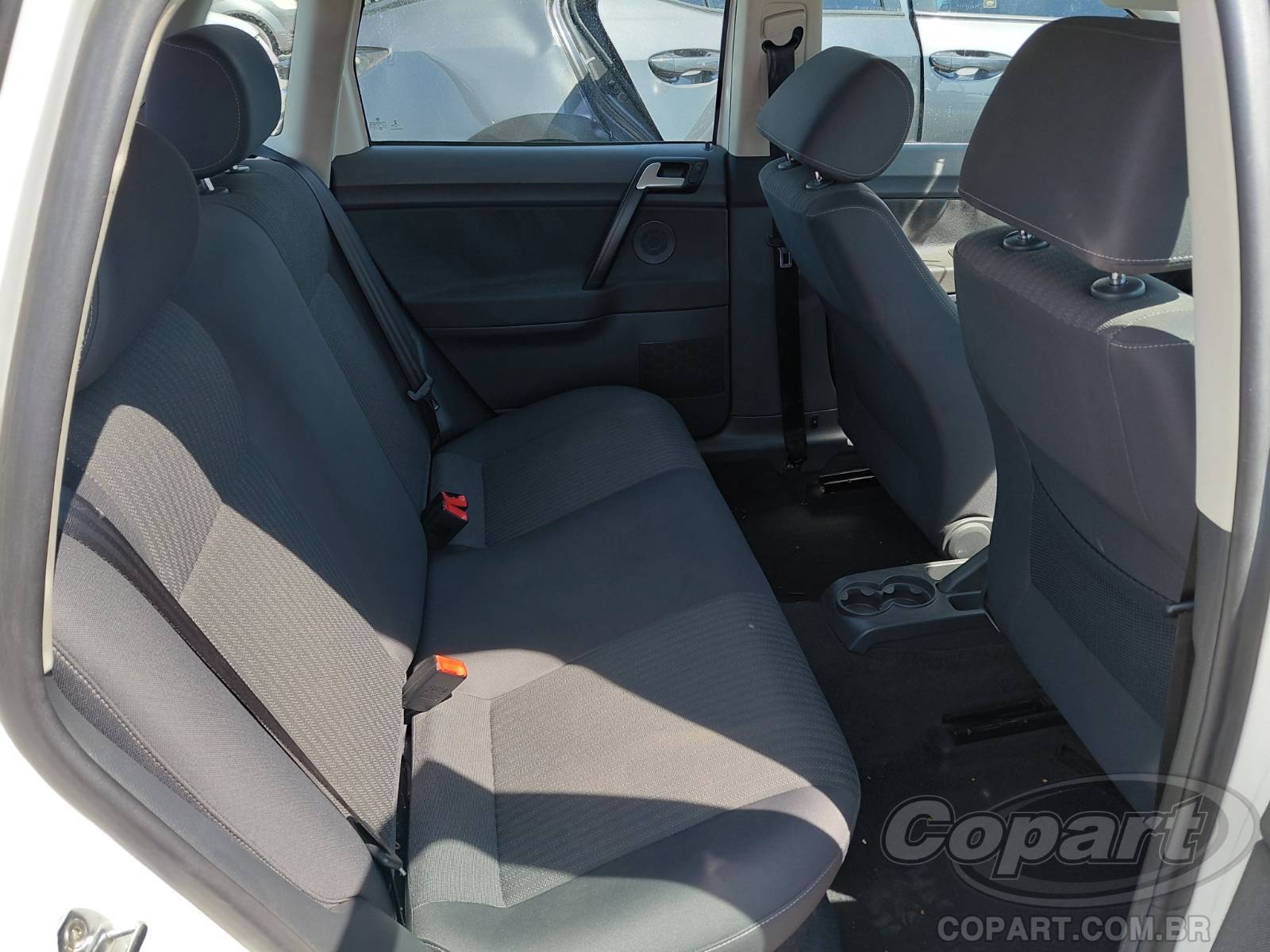 2014 VOLKSWAGEN POLO — foto 6 de 10
