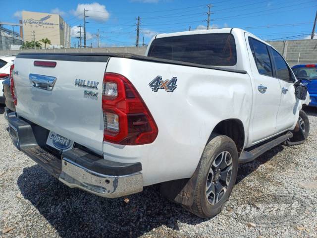 2024 TOYOTA HILUX CD 