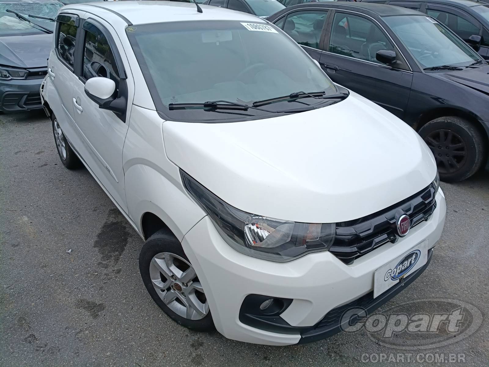 Fiat Mobi Like On 1.0 Fire 2017 Colisão Traseira