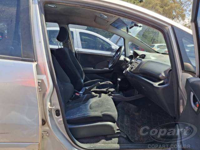2011 HONDA FIT 