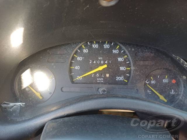 1999 CHEVROLET CORSA 