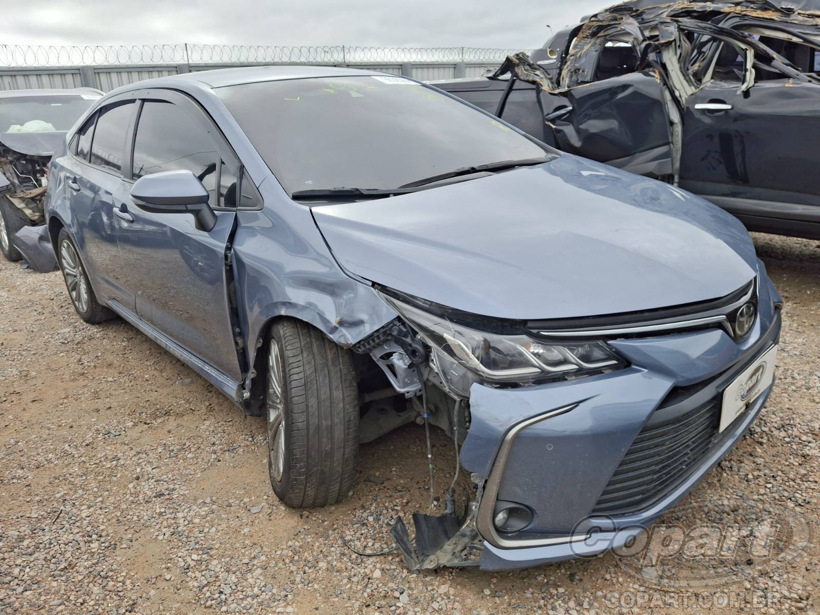 Toyota Corolla XEi 2.0 16V Dual VVT-iE 2023 Pequena Monta