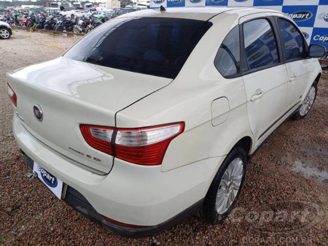 2015 FIAT GRAND SIENA 