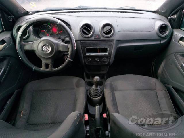 2016 VOLKSWAGEN VOYAGE 