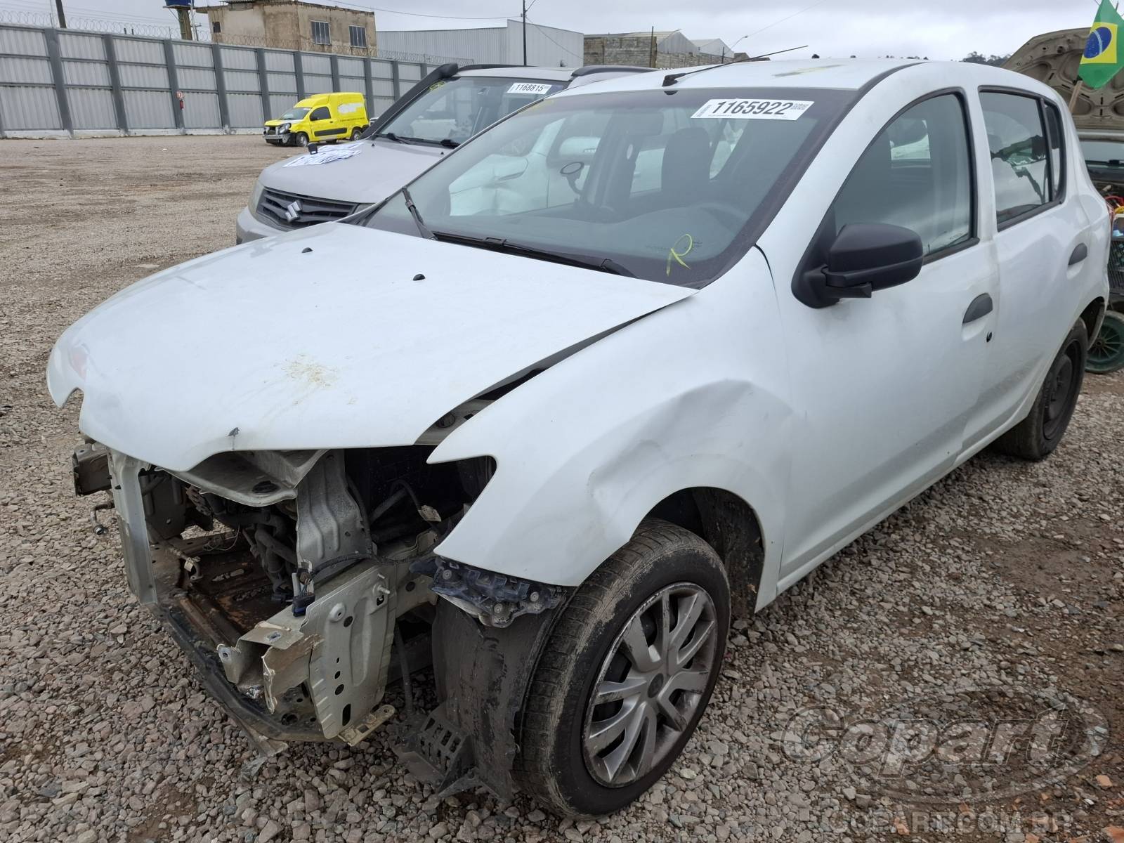 Foto 2: 2015 RENAULT SANDERO