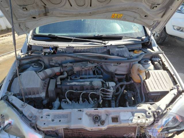 2003 CHEVROLET CORSA SEDAN 