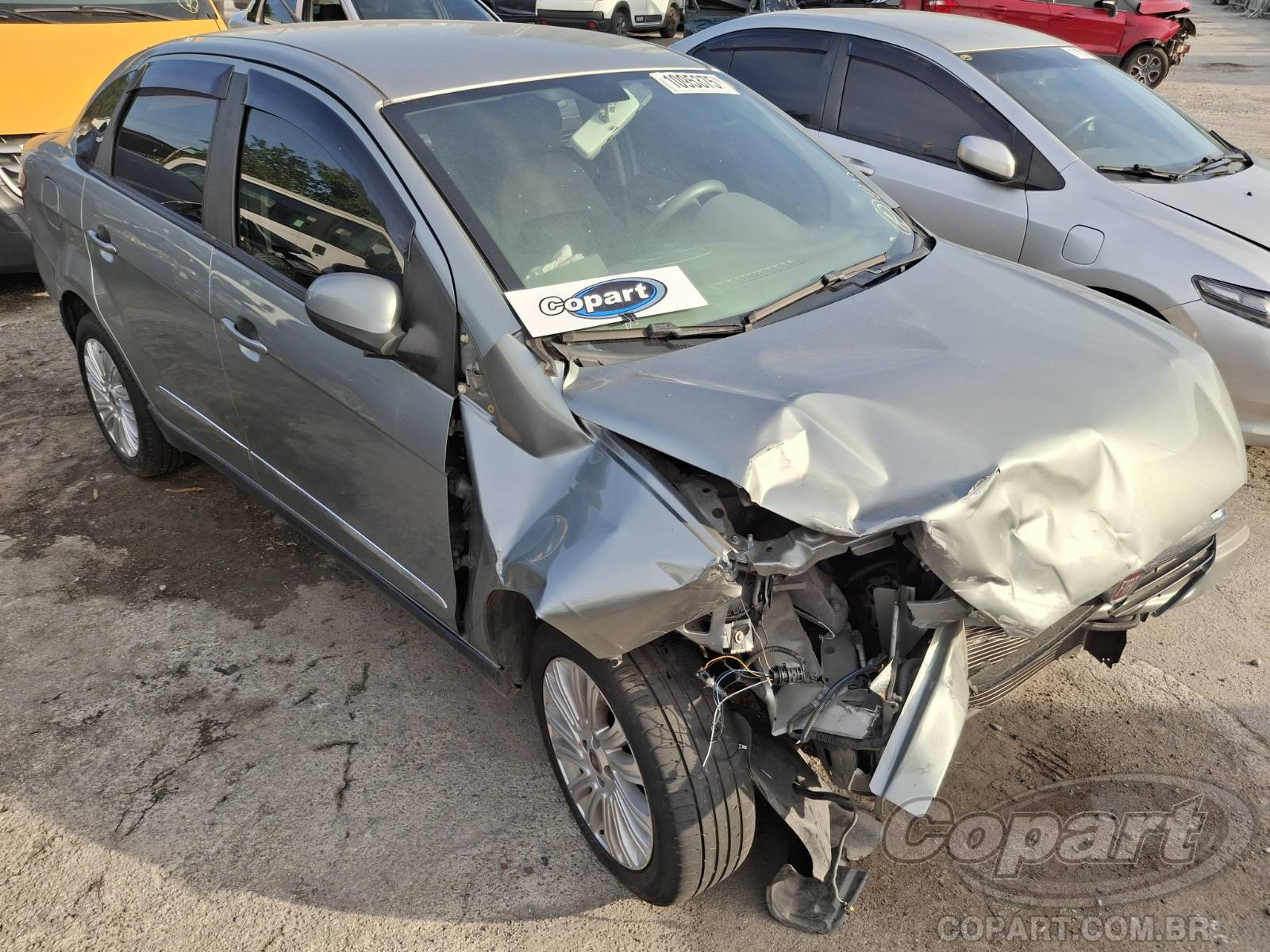 Veículo Fiat Grand Siena FIAT GRAND SIENA 1.6 16V E.torQ 2014 em leilão