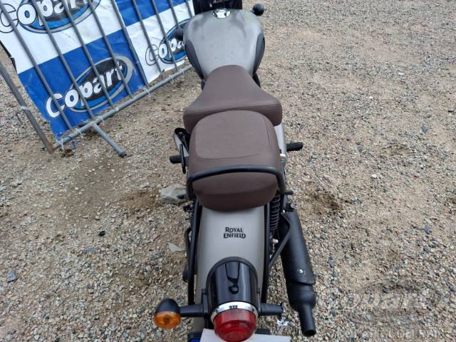 2025 ROYAL ENFIELD CLASSIC 