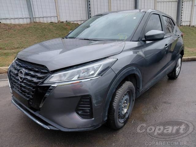 2024 NISSAN KICKS 