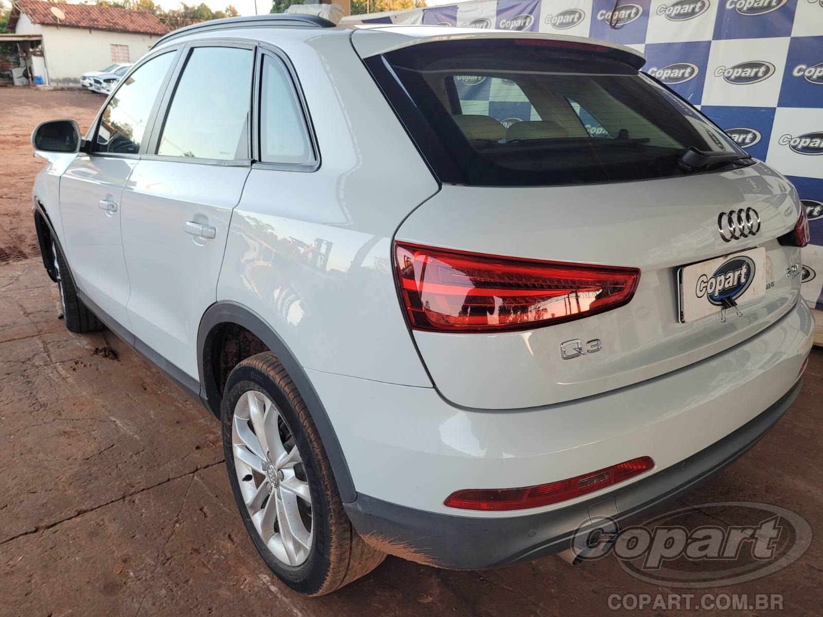 2014 AUDI Q3 — foto 3 de 10