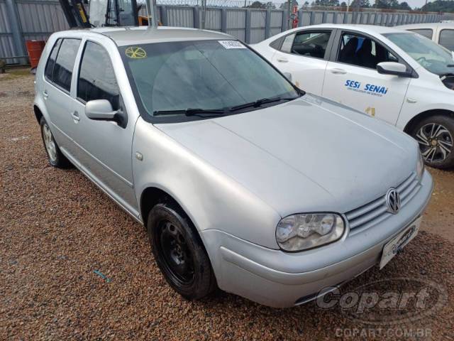 2003 VOLKSWAGEN GOLF 