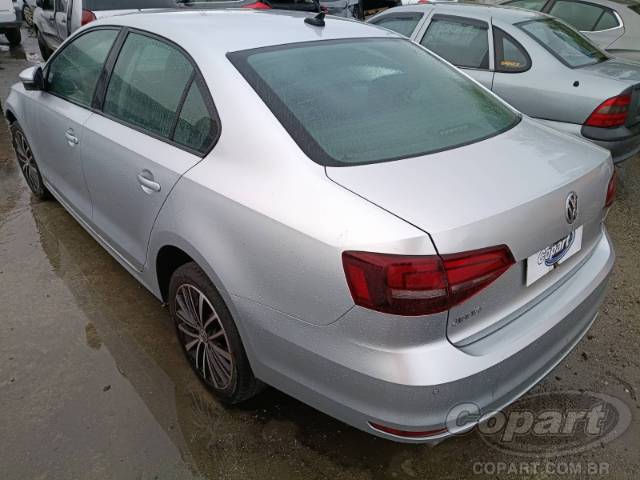 2016 VOLKSWAGEN JETTA 