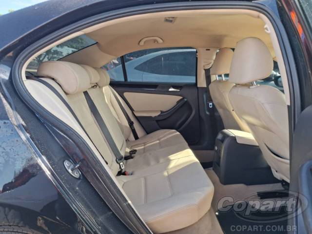 2012 VOLKSWAGEN JETTA 