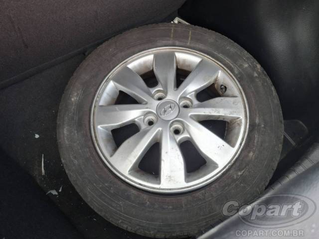 2015 HYUNDAI HB20 