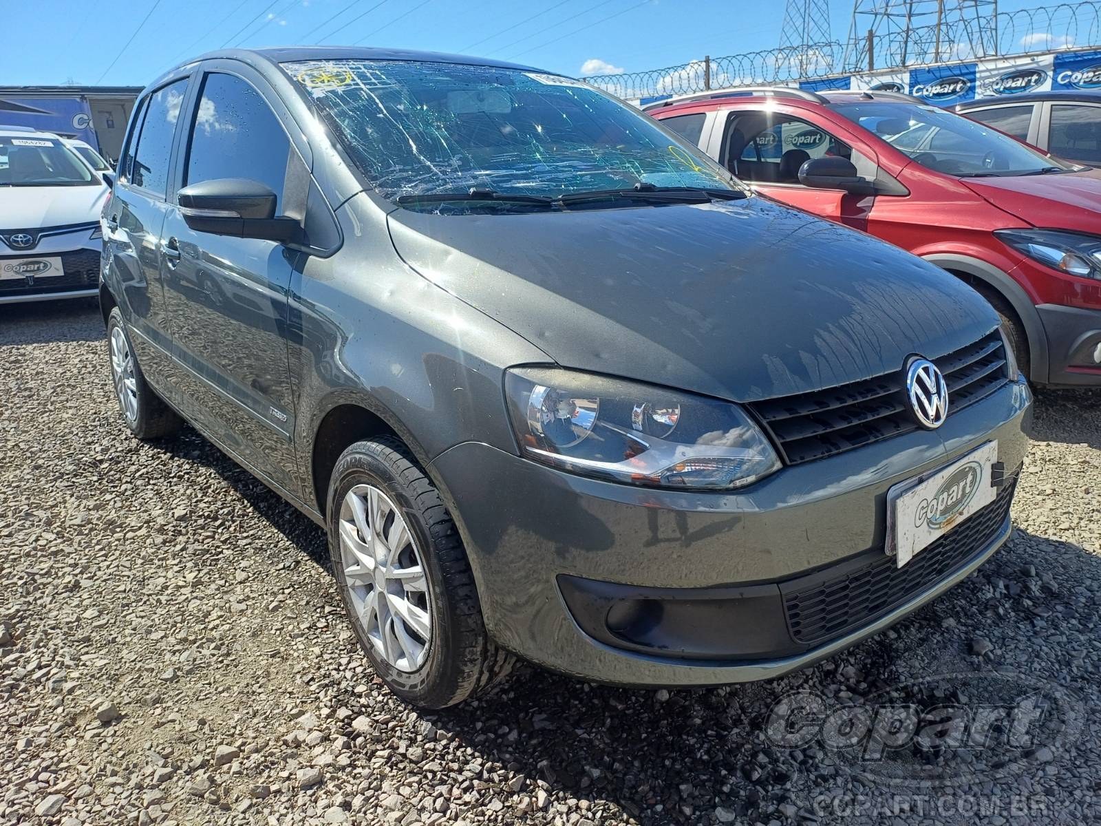 Veículo VW - VolksWagen Fox VOLKSWAGEN FOX 1.0 TOTAL FLEX 2013 2013 em leilão