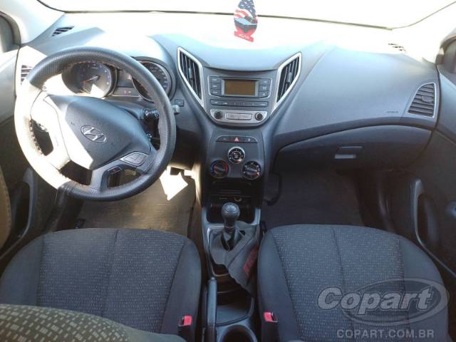 2017 HYUNDAI HB20 