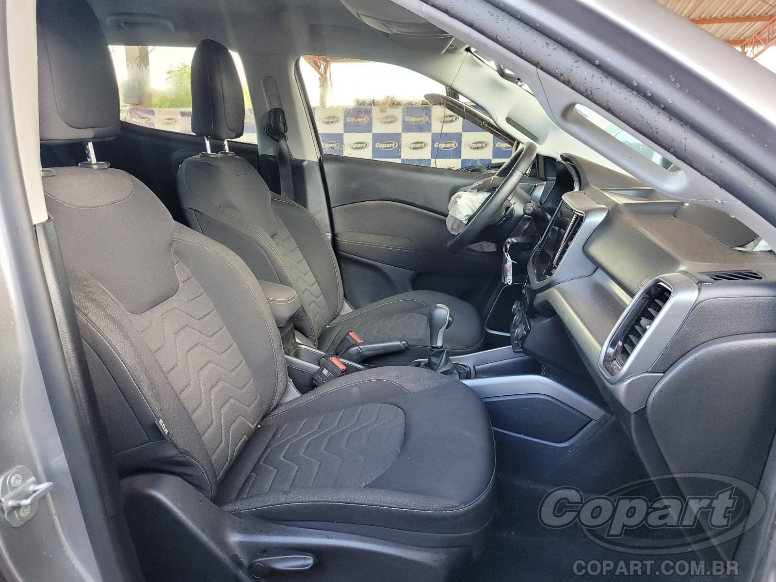 2025 FIAT TORO — foto 5 de 10