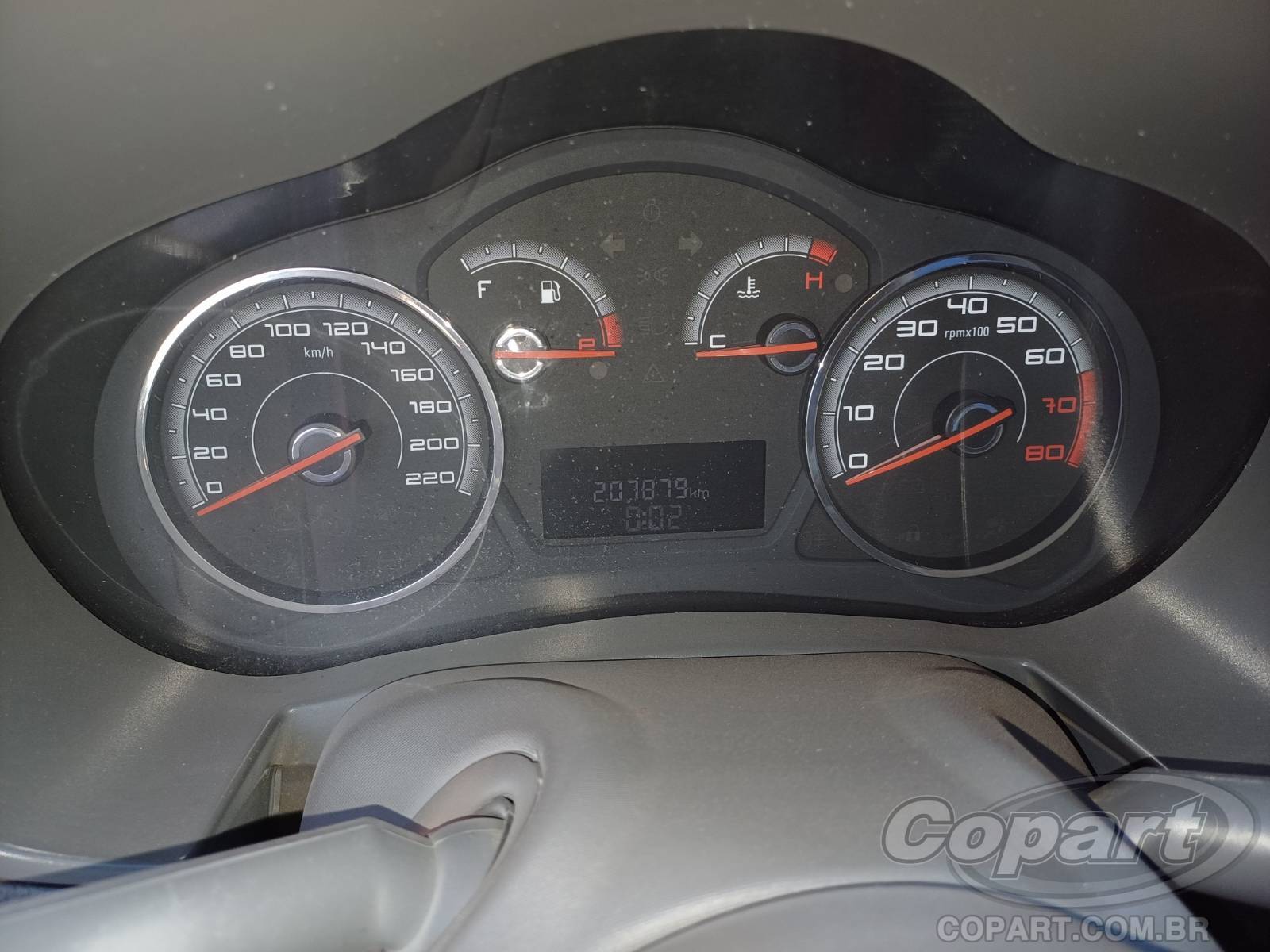 Foto 8 de 10: 2016 FIAT PALIO