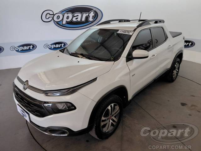 2017 FIAT TORO 