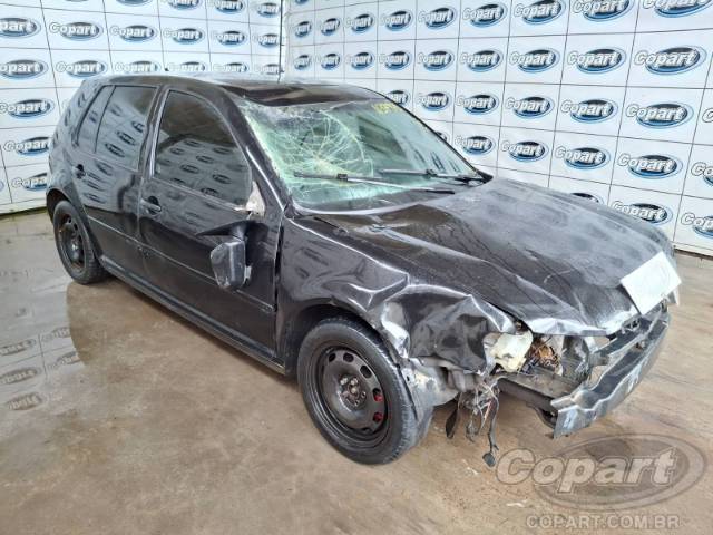 2010 VOLKSWAGEN GOLF 