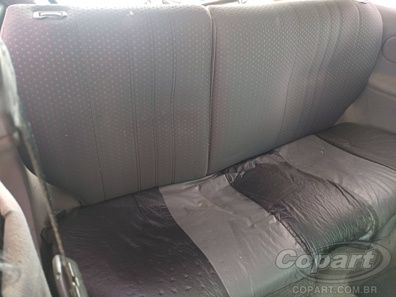 Foto 6 de 10: 1997 CHEVROLET CORSA