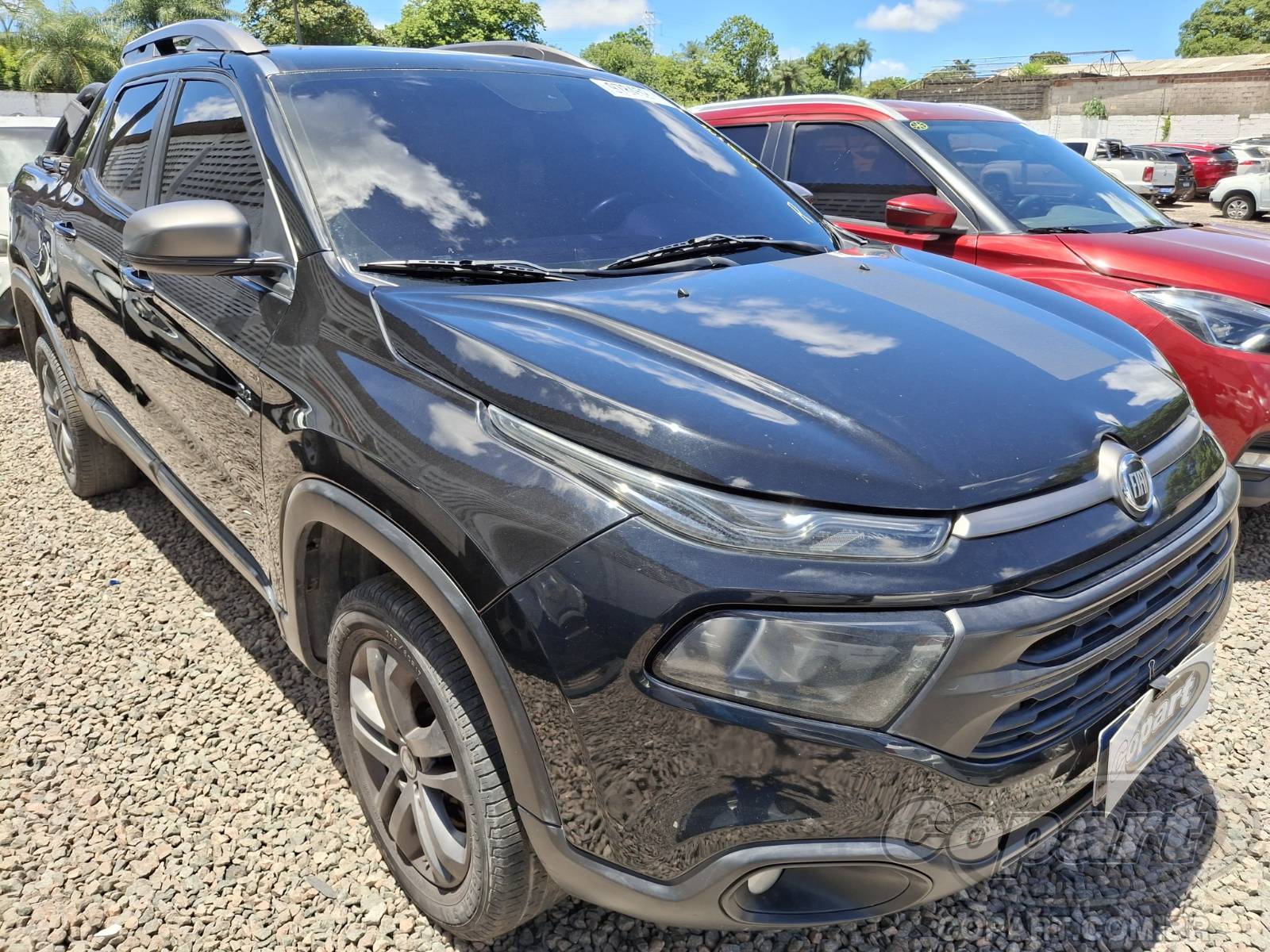 Veículo Fiat Toro Fiat Toro BlackJack AT9 2.4 16V Tigershark 2018 Colisão Pequena Monta 2018 em leilão
