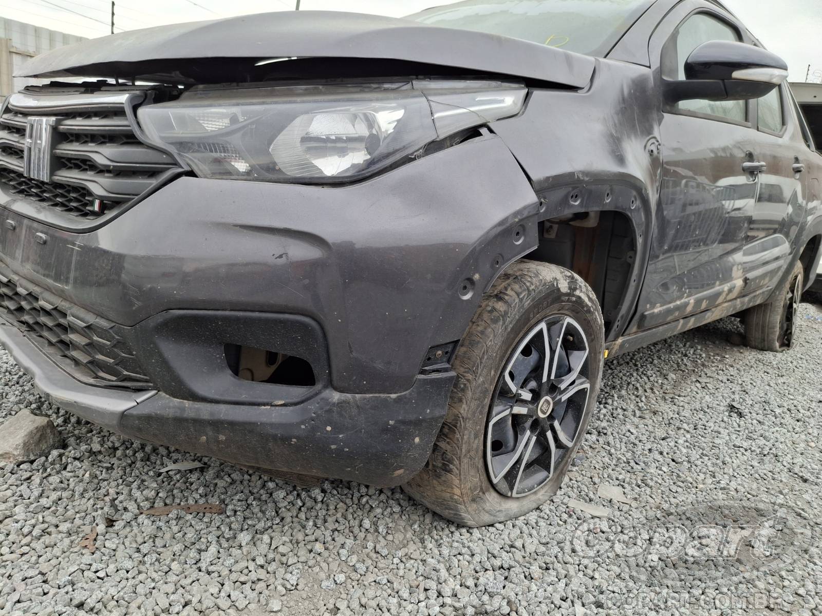 Foto 15 de 15: 2024 FIAT STRADA CD