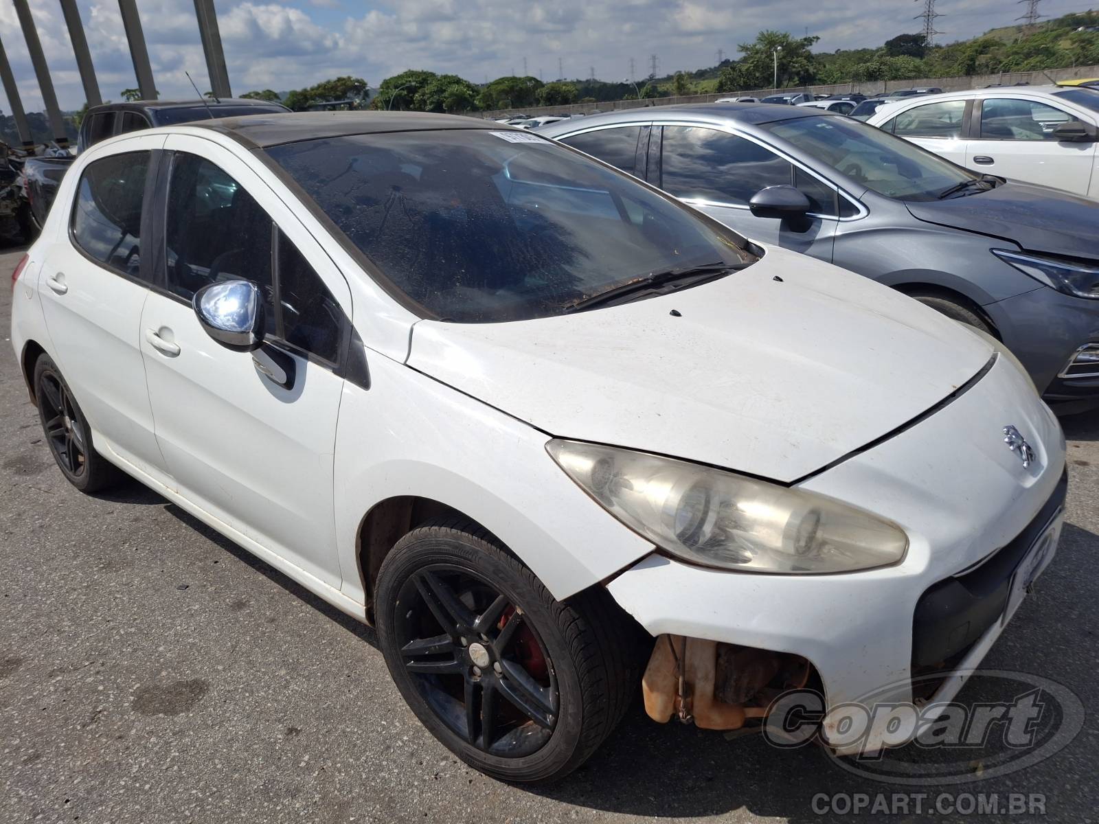 Peugeot 308 Allure 2.0 16V 2014 Colisão Frontal