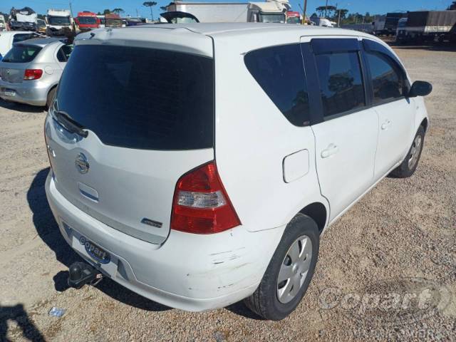 2014 NISSAN LIVINA 