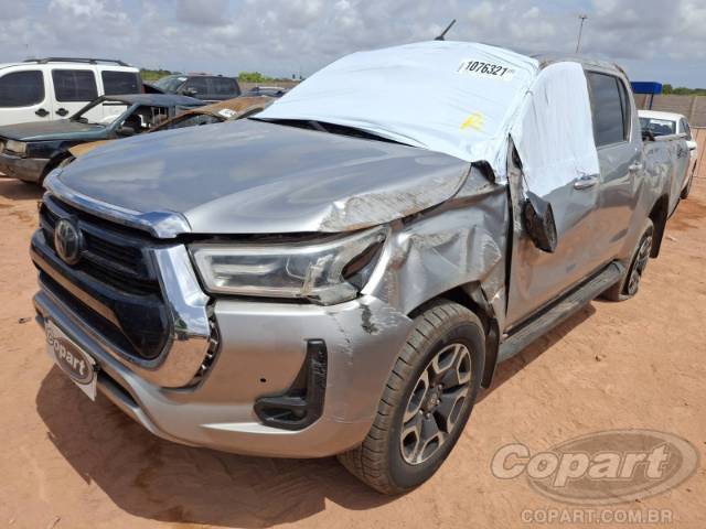 2021 TOYOTA HILUX CD 