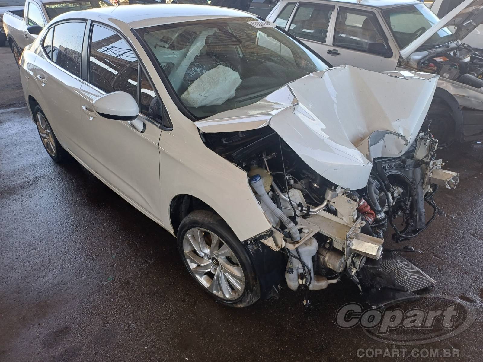 Veículo Peugeot C4 Citroen C4 Lounge Tendance 1.6 16V Turbo 2015 em leilão