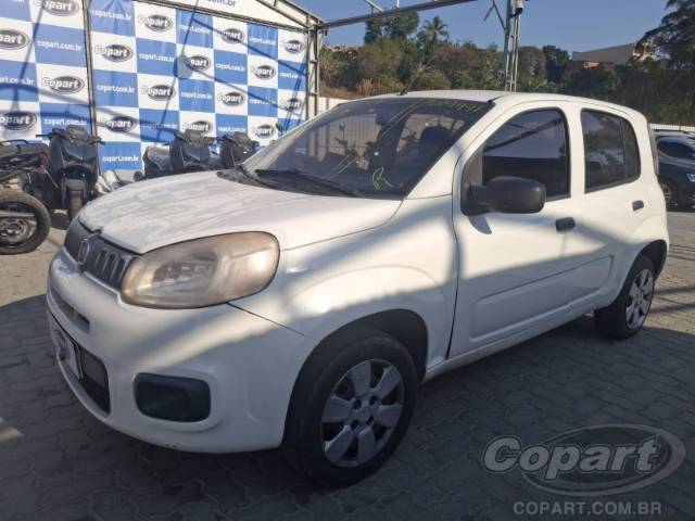 2016 FIAT UNO 