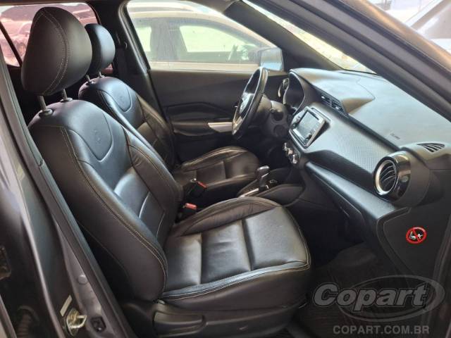 2019 NISSAN KICKS 