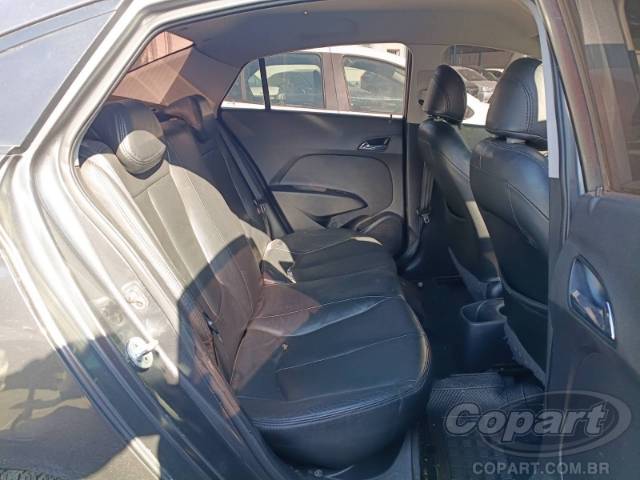 2015 HYUNDAI HB20S 