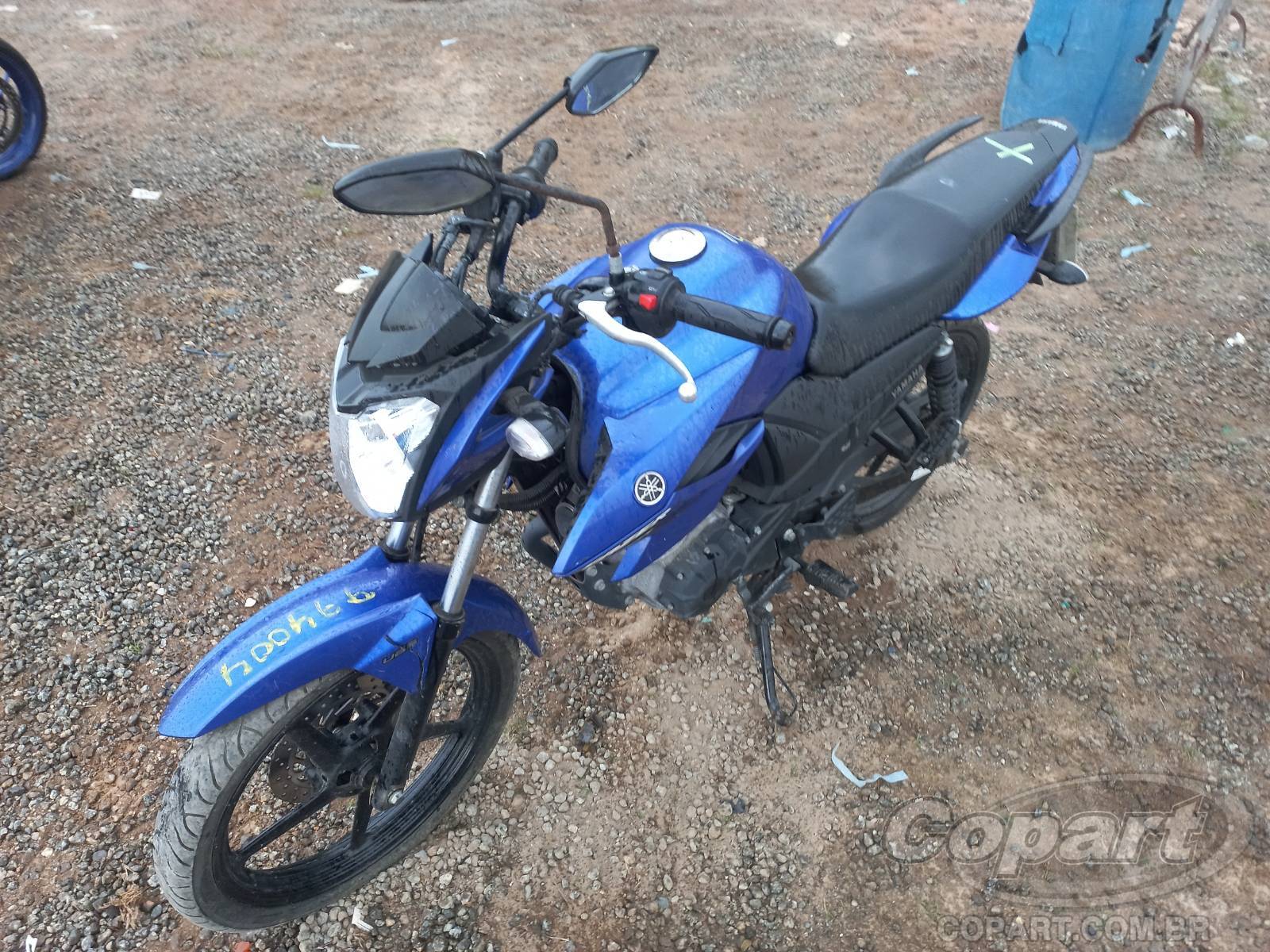 Foto 2: 2022 YAMAHA FAZER