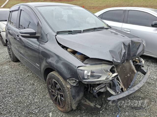 2013 VOLKSWAGEN FOX 