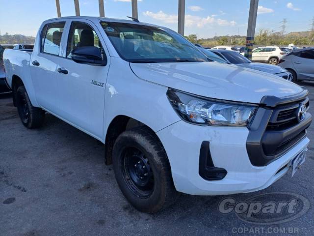 2023 TOYOTA HILUX CD 