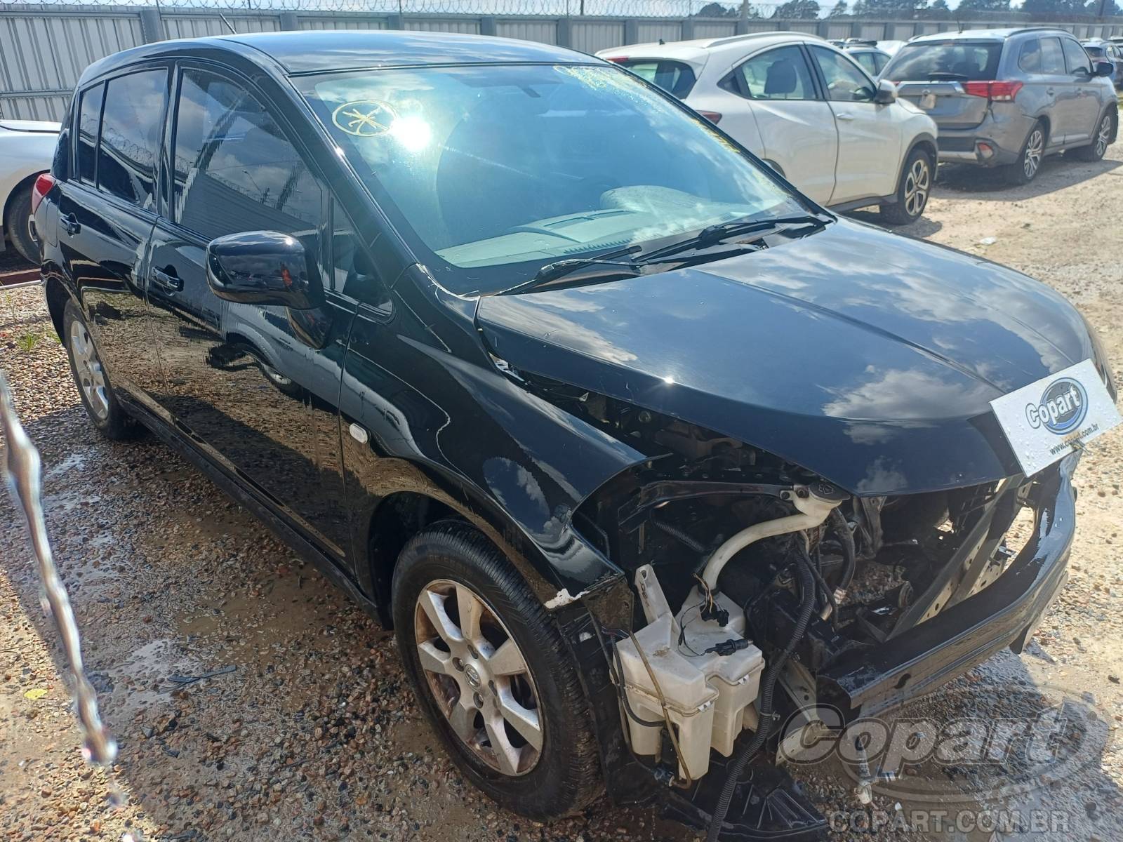 Veículo Nissan Tiida Nissan Tiida S 1.8 16V 2009 Colisão Média Monta 2009 em leilão