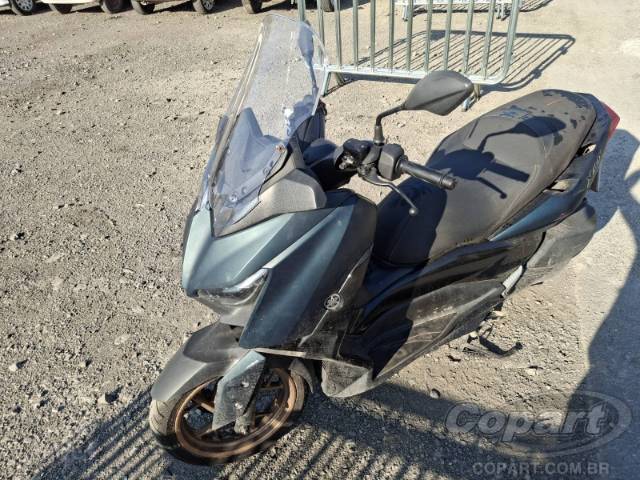2024 YAMAHA XMAX 